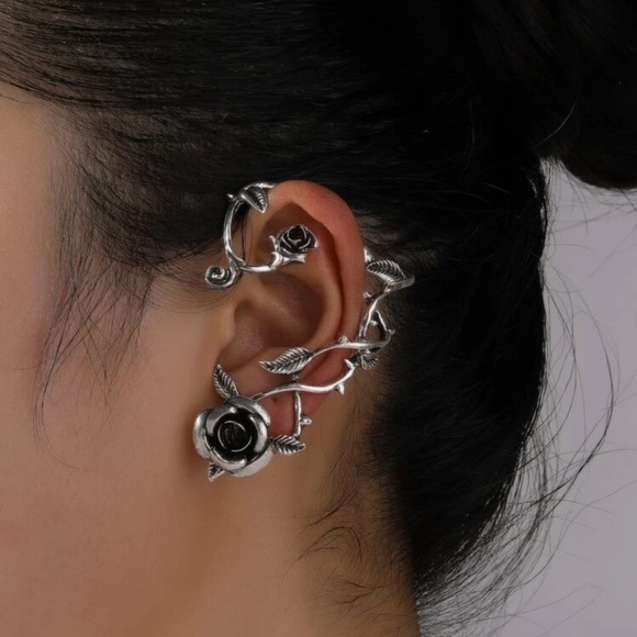 🌹 Awesome Rustic Look Rose Floral Flower Vine Leaf Ear Cuff 🌹 - Picture 1 of 3